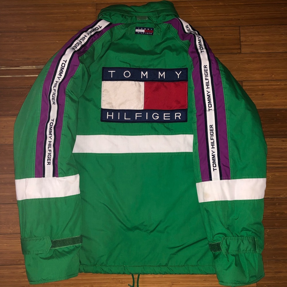 Vintage Tommy Hilfiger BIG FLAG Jacket!